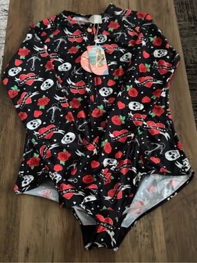 As Rose Rich One-Piece Swimsuit with Red Rose & Skull Print